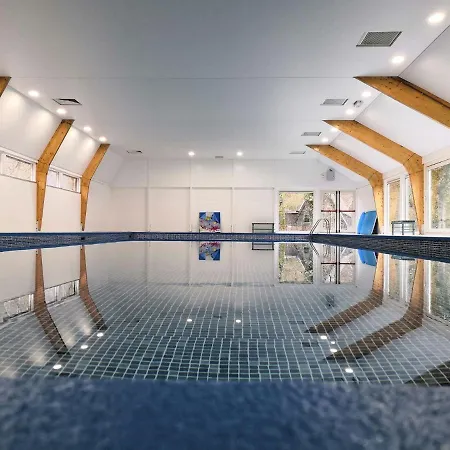 De Bosdriehoek Σαλέ Durbuy