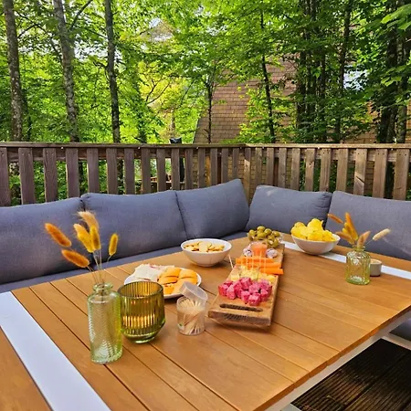 De Bosdriehoek Σαλέ *