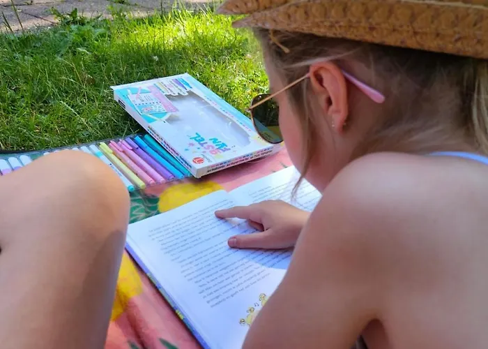 De Bosdriehoek בקתה *